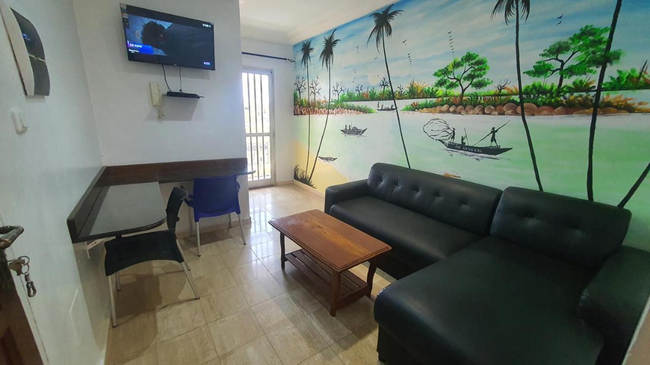 Bricos Appartement Sud Foire Dakar Ngoại thất bức ảnh