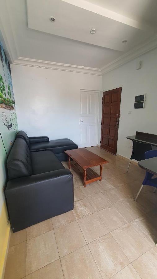 Bricos Appartement Sud Foire Dakar Ngoại thất bức ảnh